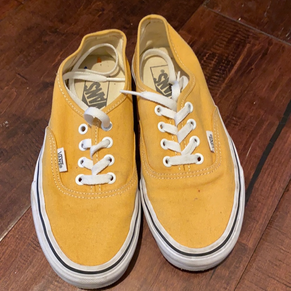 vans shoes with laces